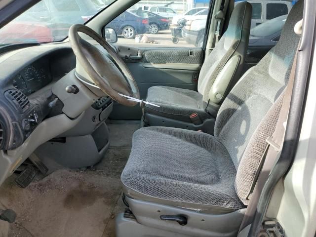 1996 Dodge Grand Caravan SE