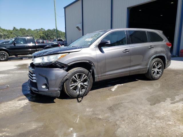 2018 Toyota Highlander LE