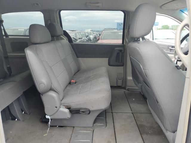 2008 Chrysler Town & Country LX