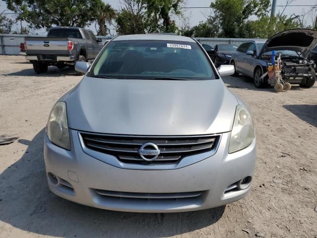 2010 Nissan Altima Base