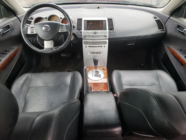 2005 Nissan Maxima SE