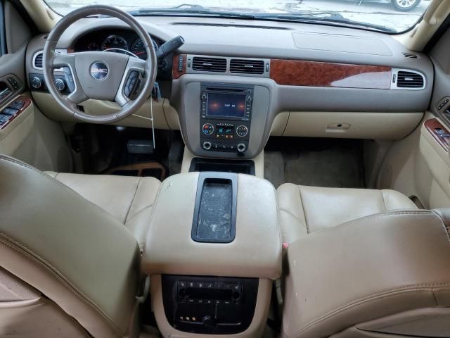 2011 GMC Yukon XL K1500 SLT