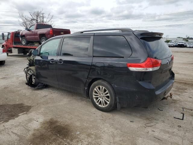 2011 Toyota Sienna XLE