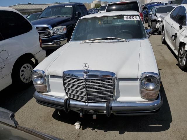 1975 Mercedes-Benz 240-Class