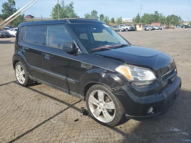 2010 KIA Soul +