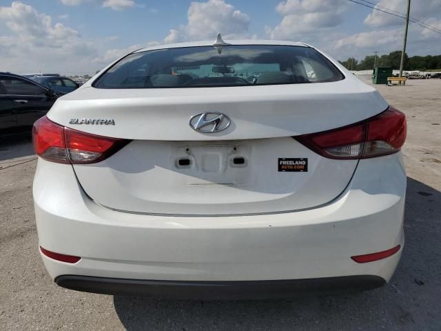 2015 Hyundai Elantra SE