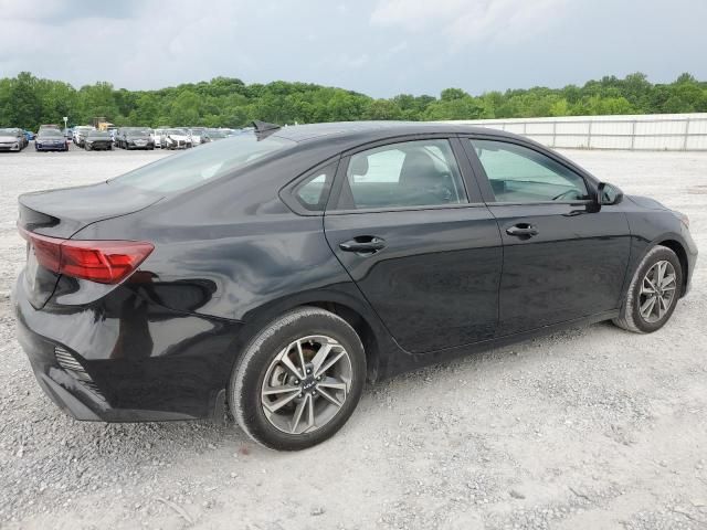 2023 KIA Forte LX