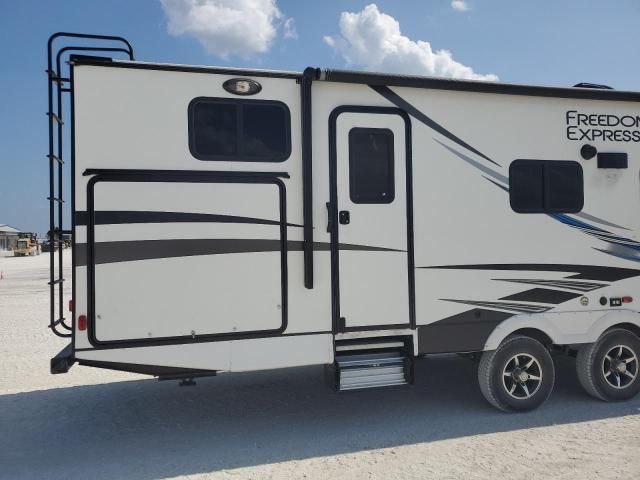 2020 Coachmen Freedom EX