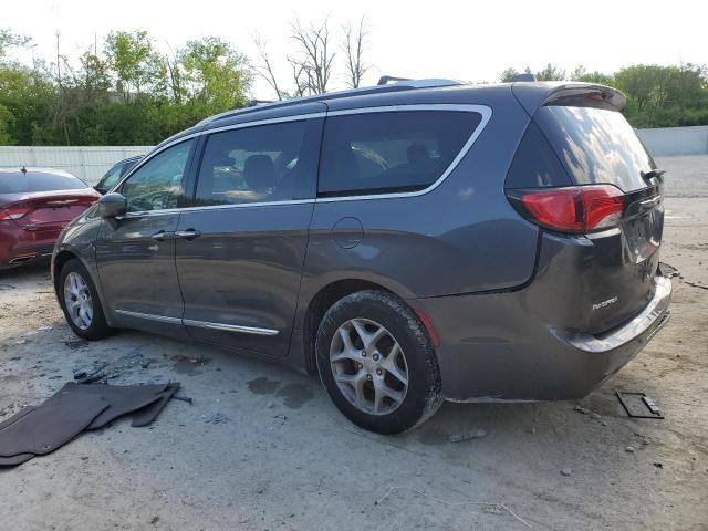 2017 Chrysler Pacifica Touring L Plus