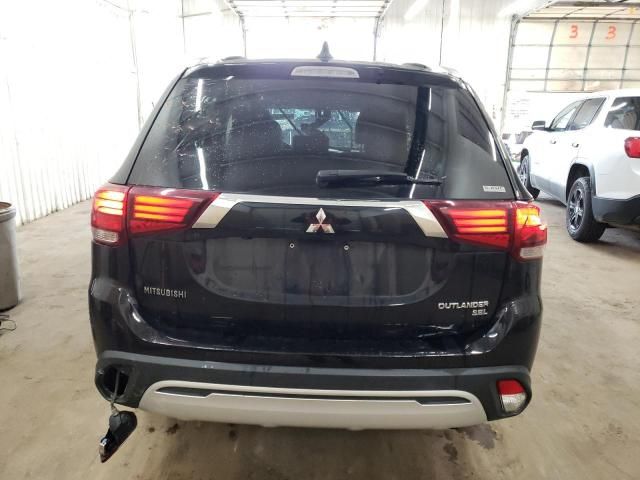 2019 Mitsubishi Outlander SE