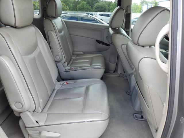 2011 Nissan Quest S