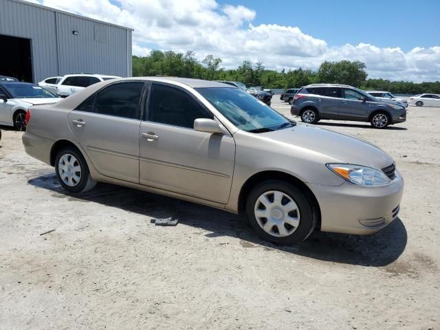 2004 Toyota Camry LE