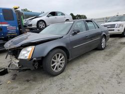 Compre carros salvage a la venta ahora en subasta: 2011 Cadillac DTS Premium Collection