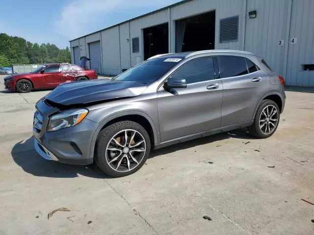 2016 Mercedes-Benz GLA 250