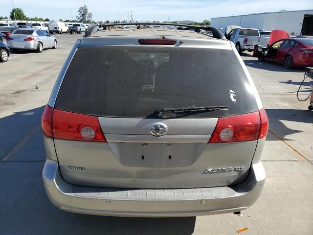 2008 Toyota Sienna XLE