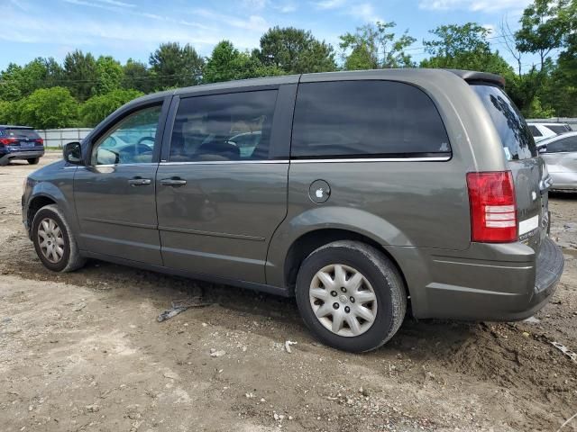 2010 Chrysler Town & Country LX