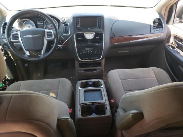 2011 Chrysler Town & Country Touring