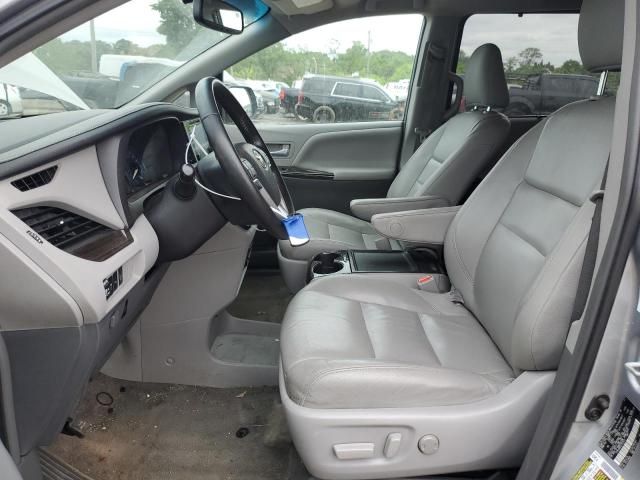 2015 Toyota Sienna XLE