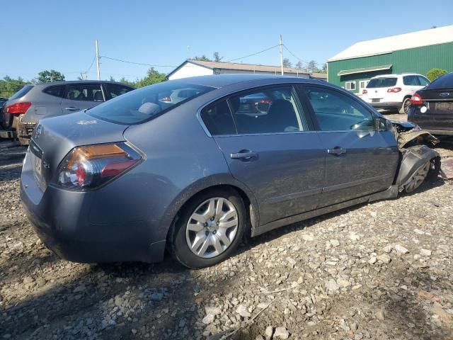 2010 Nissan Altima Base