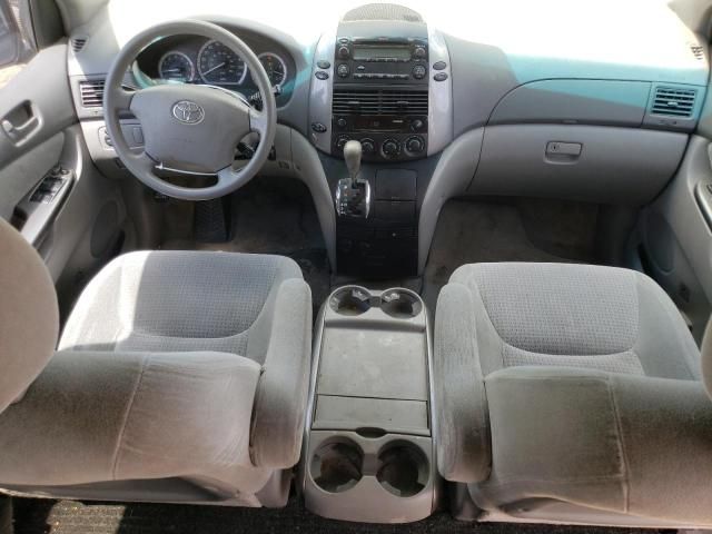 2007 Toyota Sienna CE