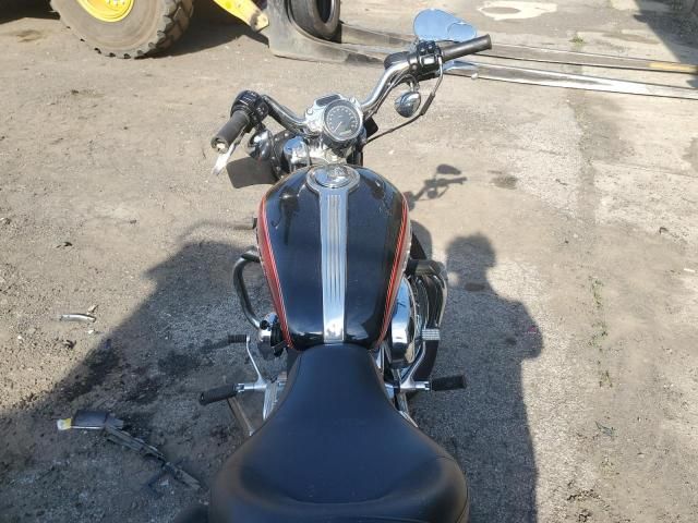 2005 Harley-Davidson XL1200 C