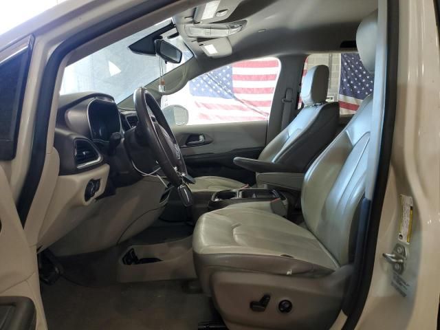 2017 Chrysler Pacifica Touring L