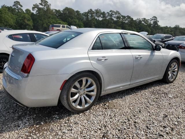 2020 Chrysler 300 Touring