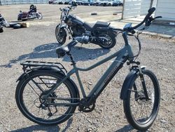 Lots with Bids for sale at auction: 2000 Electra Elec Bicycle