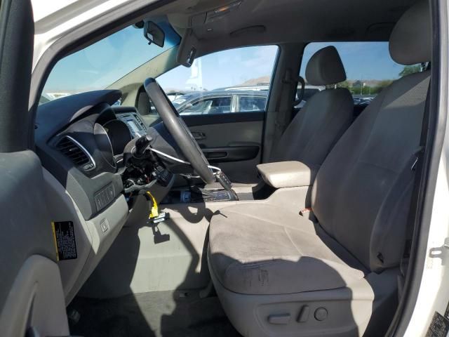 2015 KIA Sedona LX