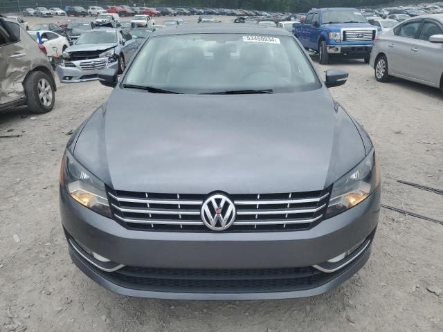 2015 Volkswagen Passat SEL