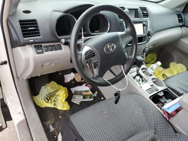 2013 Toyota Highlander Base