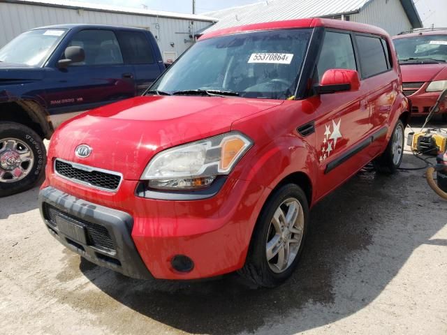 2010 KIA Soul +