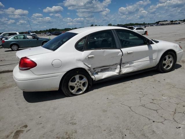 2005 Ford Taurus SE