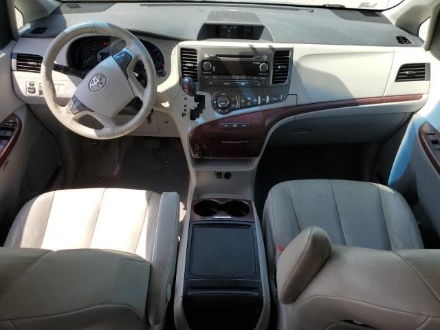 2012 Toyota Sienna XLE