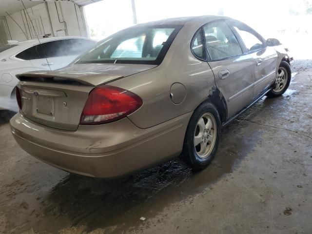 2005 Ford Taurus SE