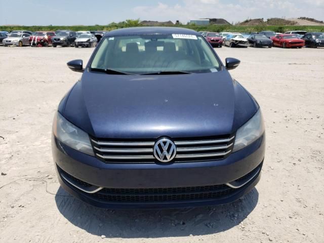 2012 Volkswagen Passat SE