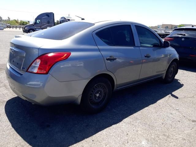 2012 Nissan Versa S