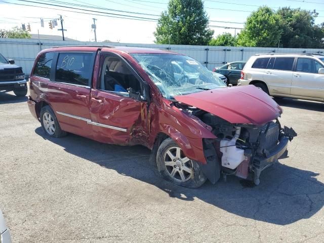 2012 Chrysler Town & Country Touring L