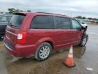 2015 Chrysler Town & Country LX