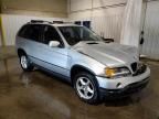 2002 BMW X5 3.0I