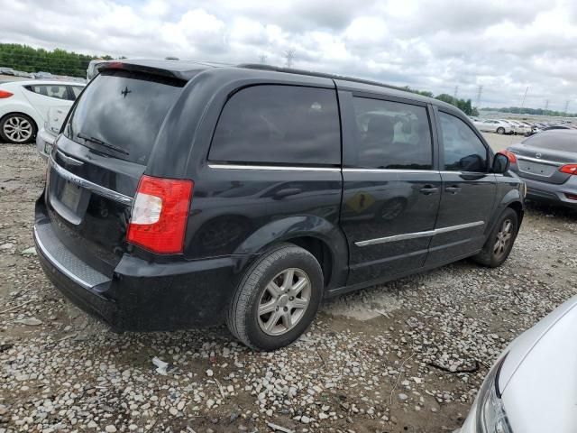 2011 Chrysler Town & Country Touring