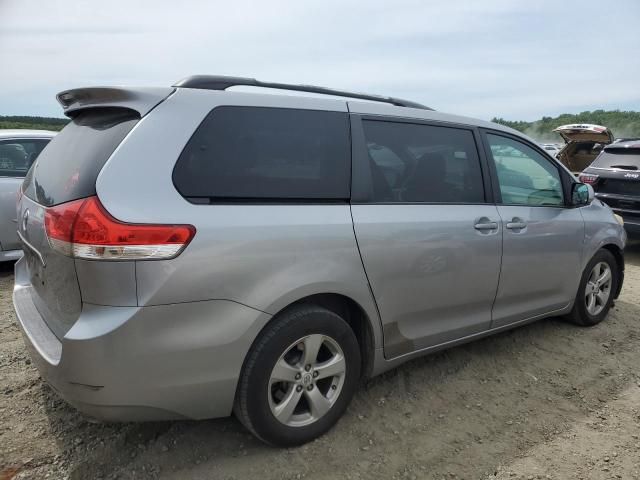 2011 Toyota Sienna LE