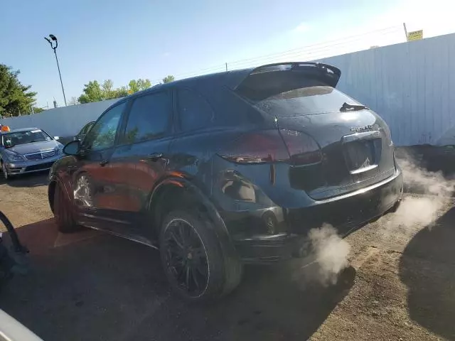 2014 Porsche Cayenne GTS