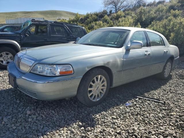 2007 Lincoln Town Car Signature