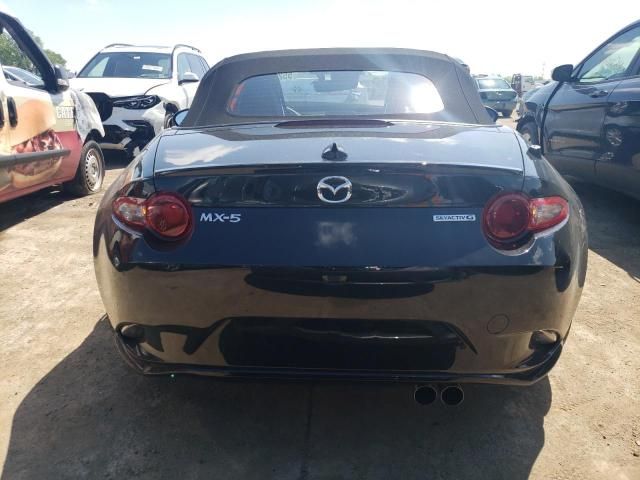 2023 Mazda MX-5 Miata Club