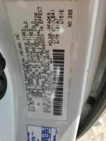 2004 Toyota Sienna XLE