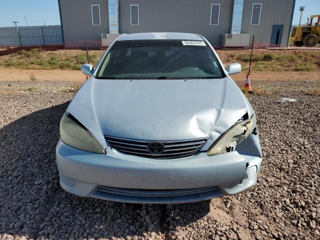 2005 Toyota Camry LE