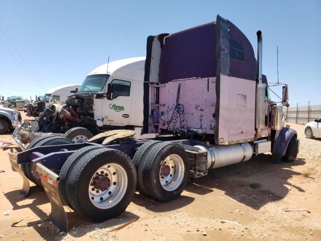 1998 Freightliner Conventional FLD120