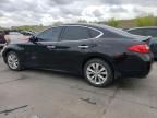 2011 Infiniti M56 X