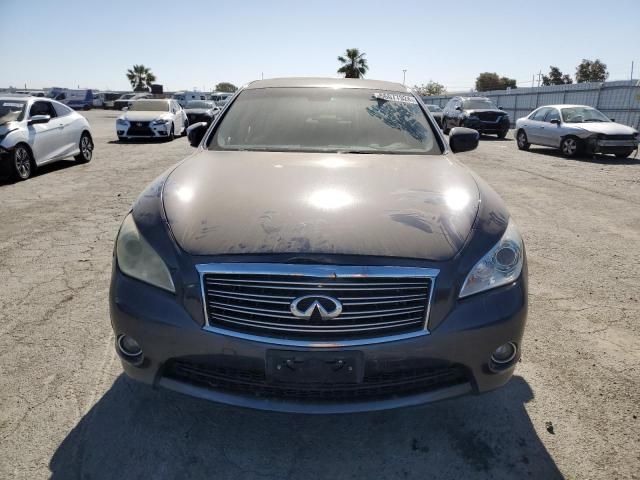 2011 Infiniti M56 X